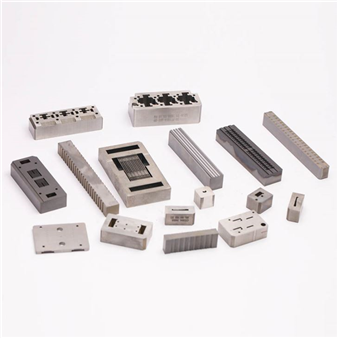 Metal mold component